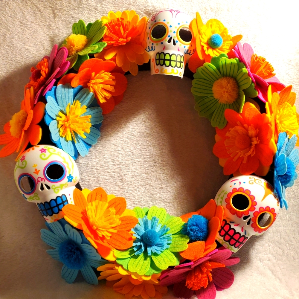 Day of the Dead/Dia de los Muertos Calavera Wreath 18" Sugar Skulls & Flowers